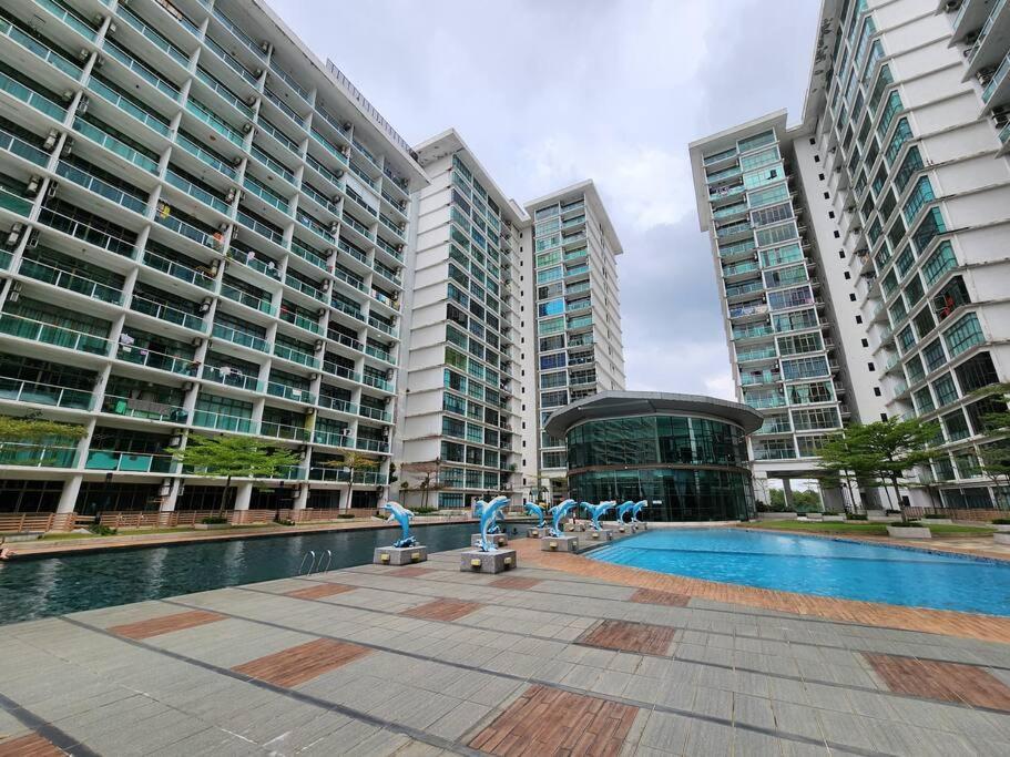 2-4 Pax Spacious Living @ Mount Austin, Jb #02 Johor Bahru Exterior foto