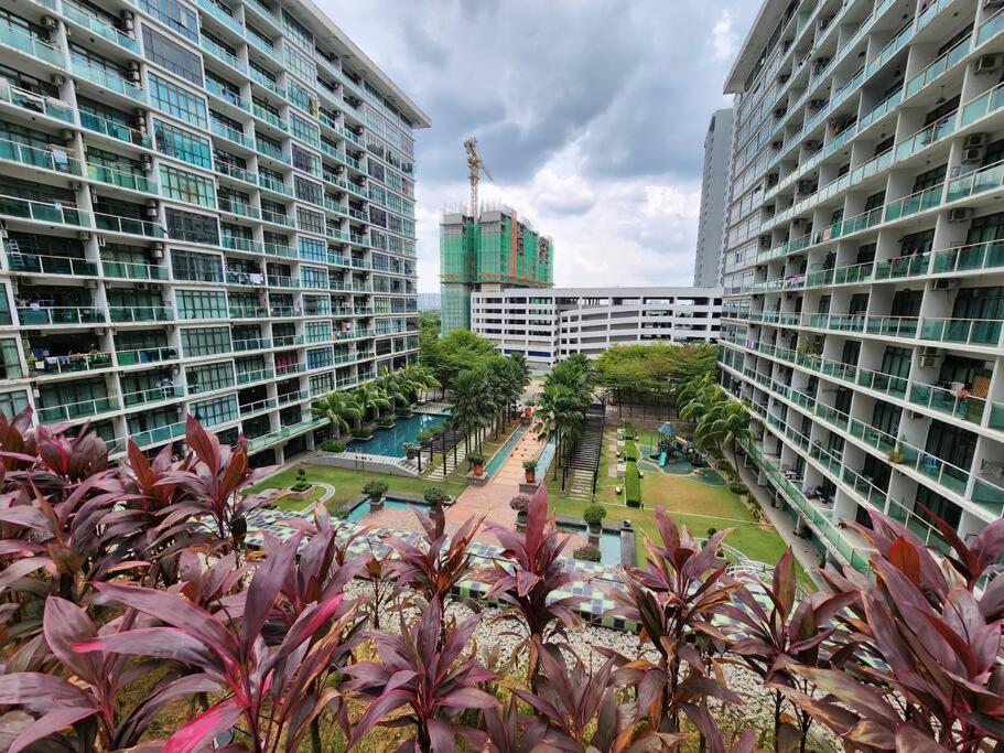 2-4 Pax Spacious Living @ Mount Austin, Jb #02 Johor Bahru Exterior foto